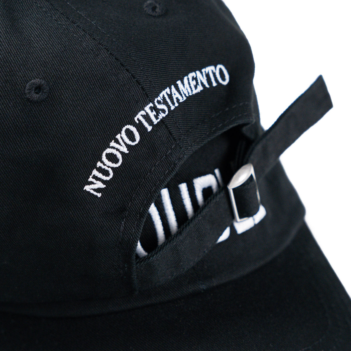 NUOVO TESTAMENTO &quot;Trouble&quot; Cap