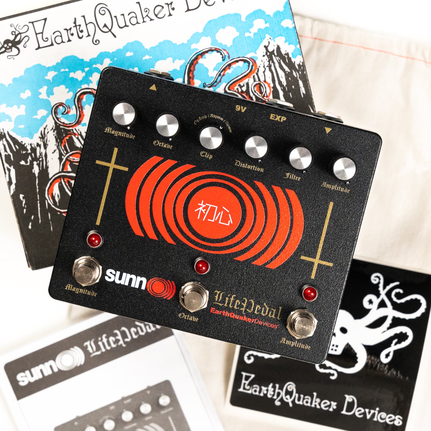 EARTHQUAKER DEVICES & SUNN O))) "Life Pedal"